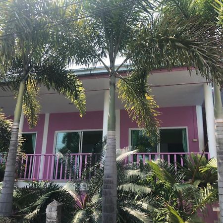 Hotel Bann Pa Su Koh Larn Exterior foto