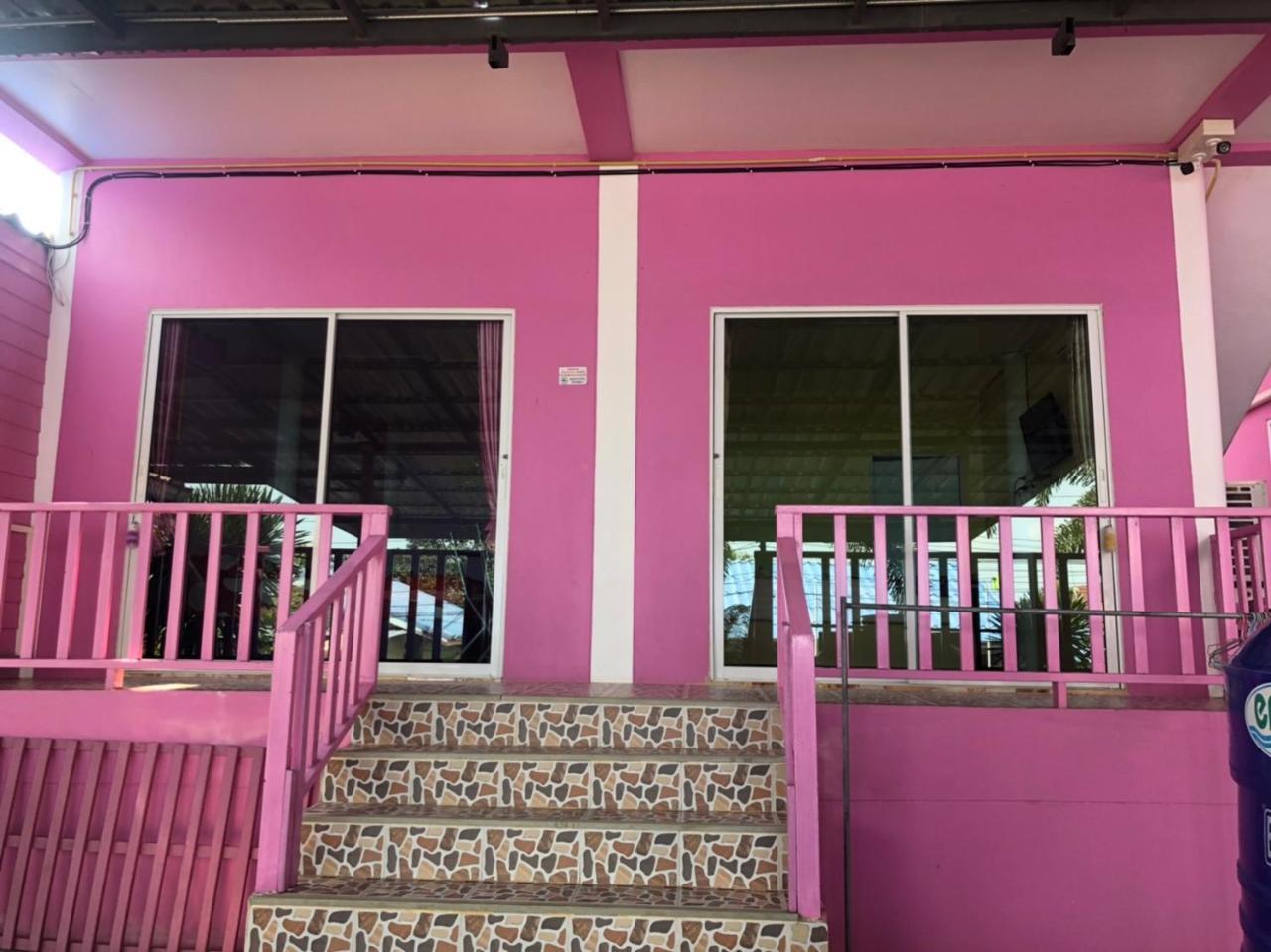 Hotel Bann Pa Su Koh Larn Exterior foto